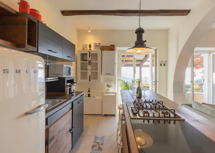 Zaira House By Elbasummer *