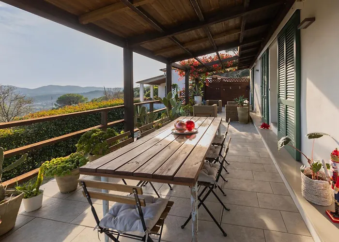 Zaira House By Elbasummer Vakantiehuis